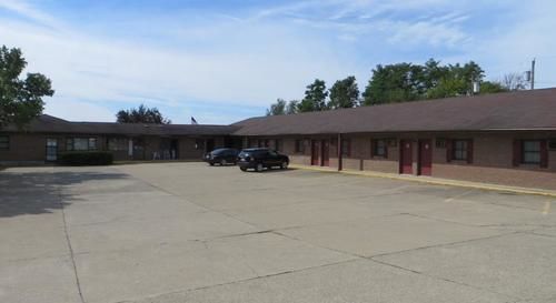 Dry Ridge Motor Inn Exterior photo