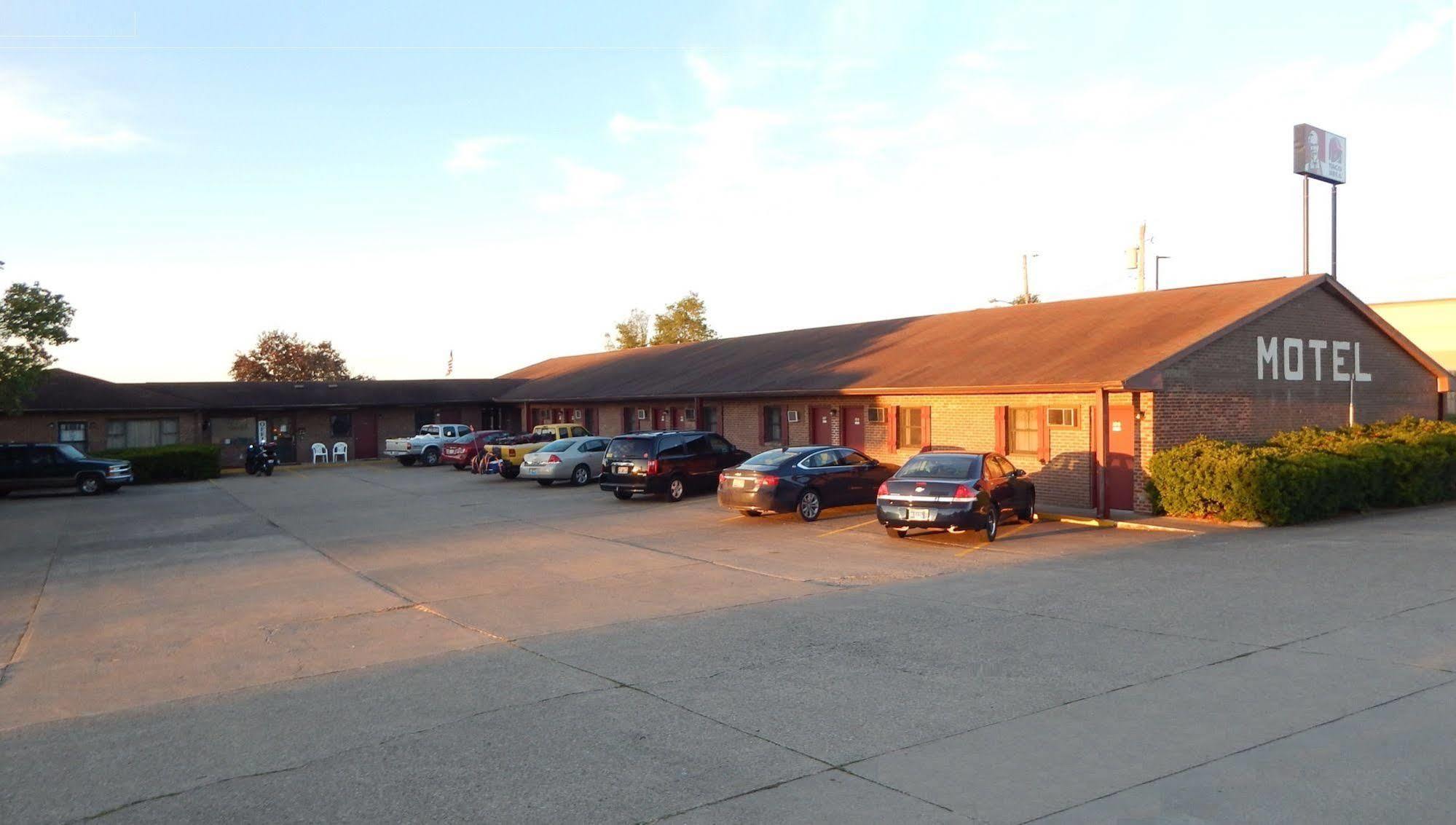 Dry Ridge Motor Inn Exterior photo